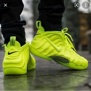 Nike Air Foamposite Volt Pre-owned Green